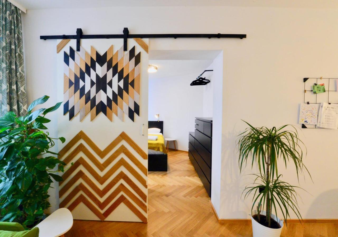 Apartamento Modern Flat With Parking Space Viena Exterior foto